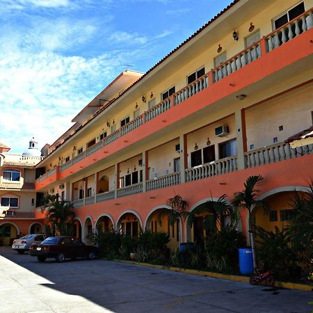 Bucerías Cactus Inn المظهر الخارجي الصورة