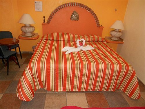 Bucerías Cactus Inn المظهر الخارجي الصورة